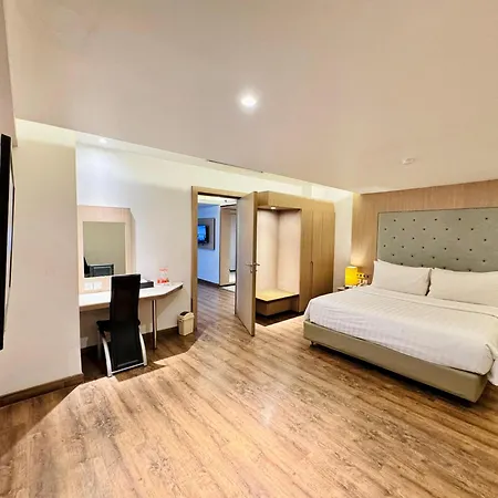 Orchardz Hotel Industri Jakarta Kemayoran-3