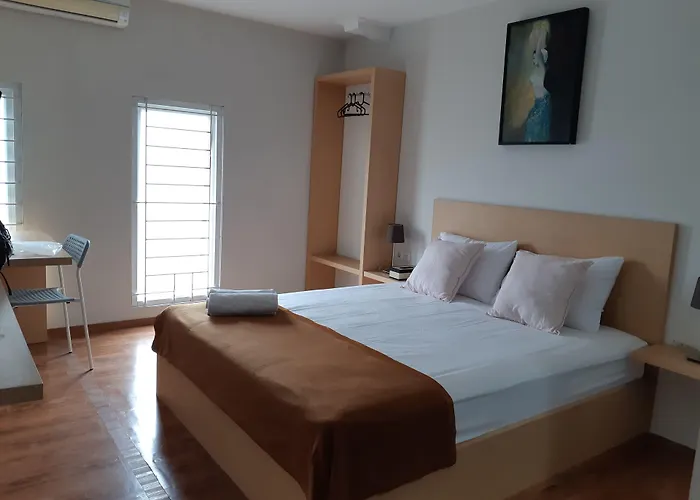 Urooms Senayan Jakarta